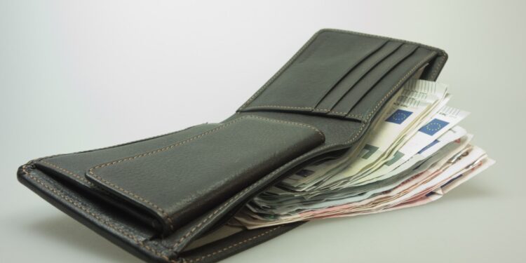 Credit Score’s Impact on Your Car Loan Rate